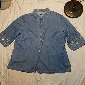 Fashion bug 26/28 embroidered denim 3/4 sleeve.